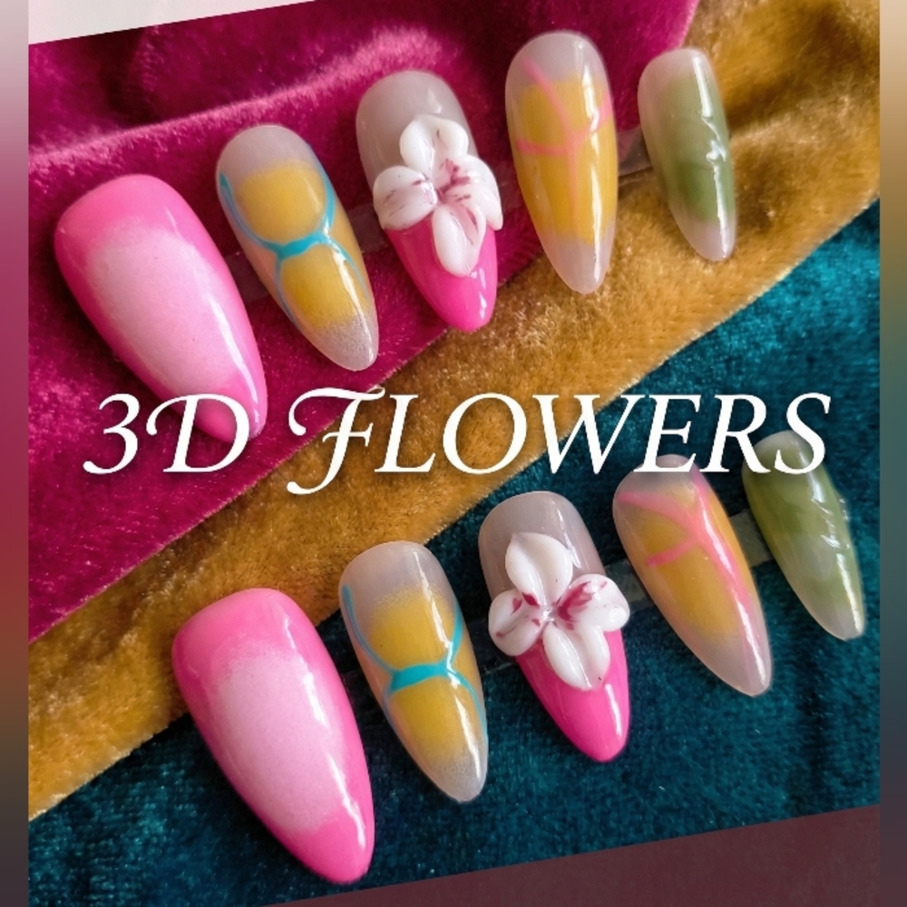 Floral Pink and Green Nail Set